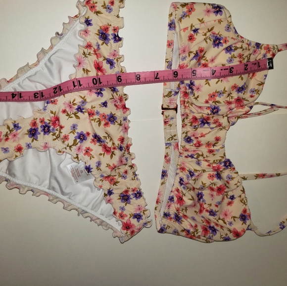 Shade & Shore Swimsuit Tan w/Flowers - Picture 11 of 12